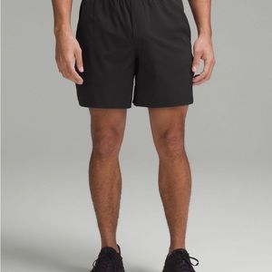 Men’s Lululemon black Pace Breaker Shorts 7” LL size small